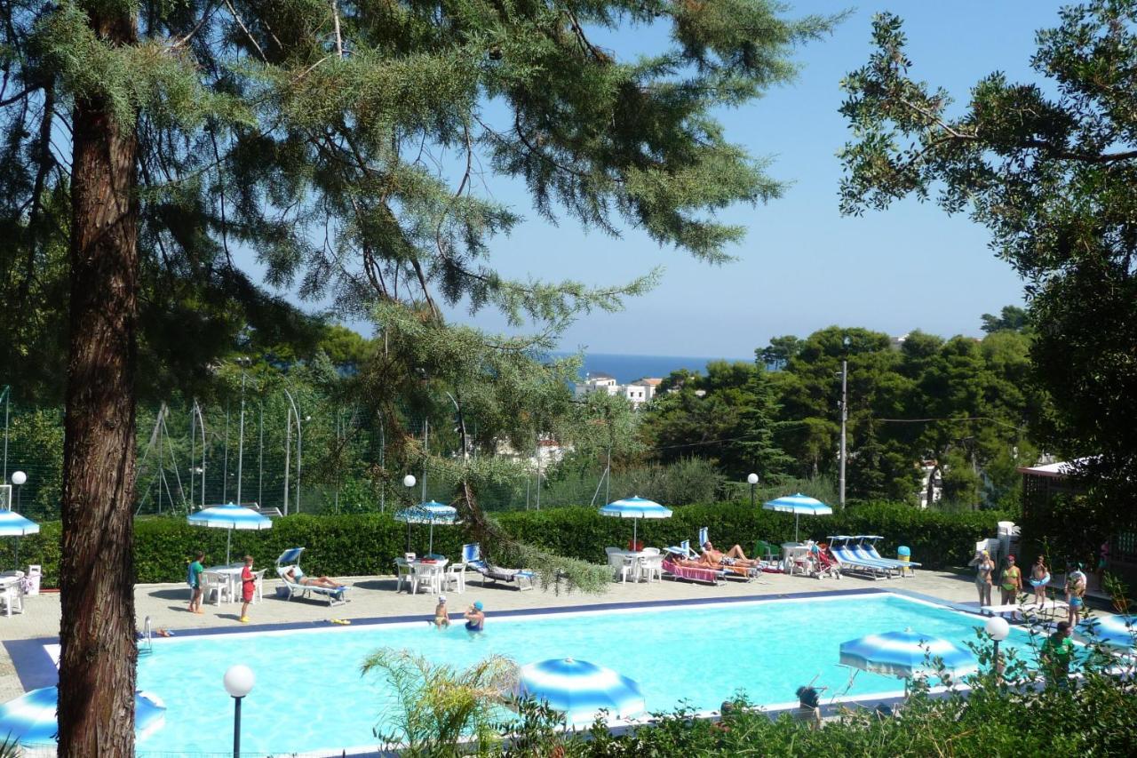 Happy Camp Mobile Homes In Camping Villaggio Internazionale 산 메나이오 외부 사진